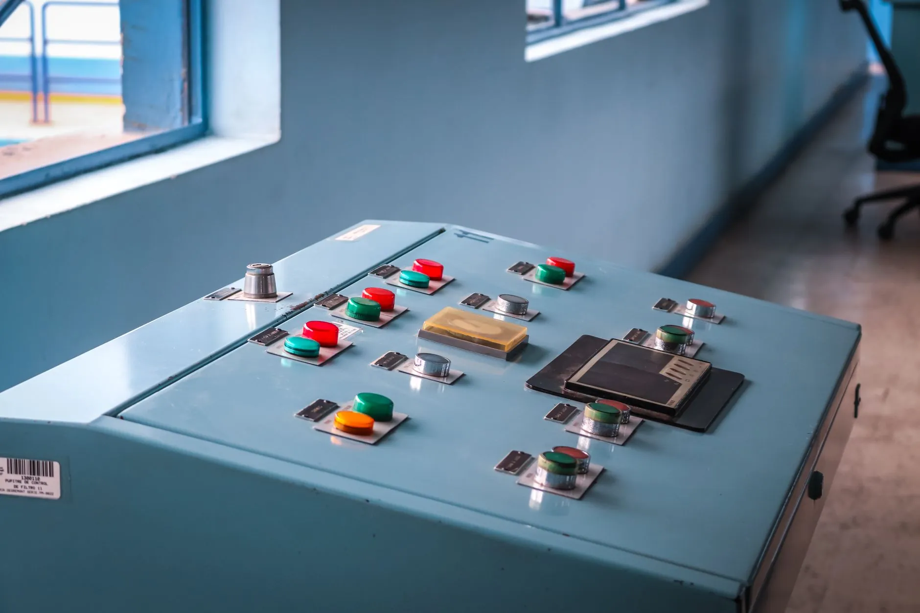 智能分析引擎在数据采集场景中的技术实现与优化路径